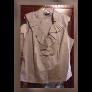 Gray Stylish Comfortable Shirt for any occasion.